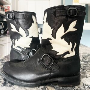 Frye Veronica Floral Black Leather Boot Gently Used, 7.5